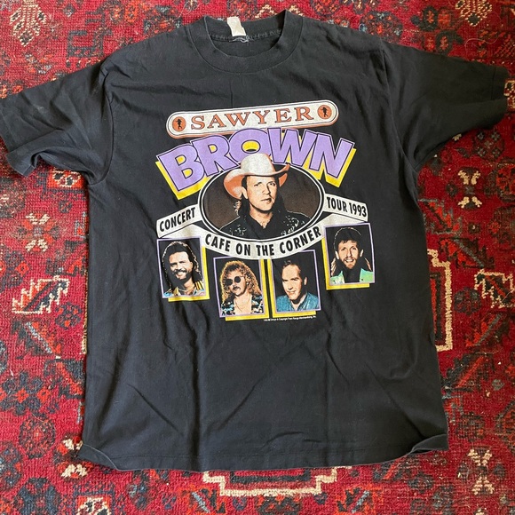 Like New Vintage Sawyer Brown Concert T - Picture 1 of 4